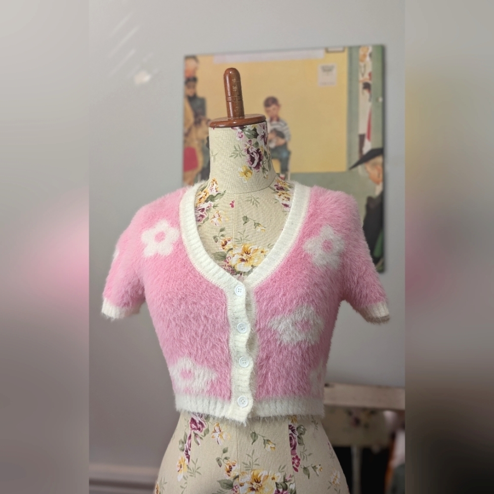 Pink Floral Women's‎ Sweater